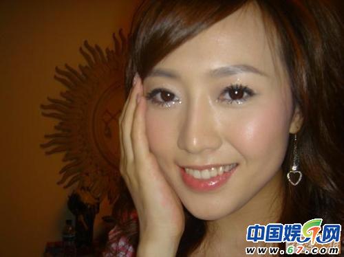 潘长江女儿整容前后判若两人 准女婿身价10亿(图)