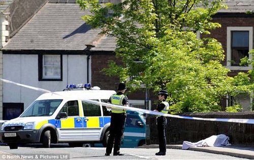 英国出租车司机持枪滥杀致12人死亡25人受伤