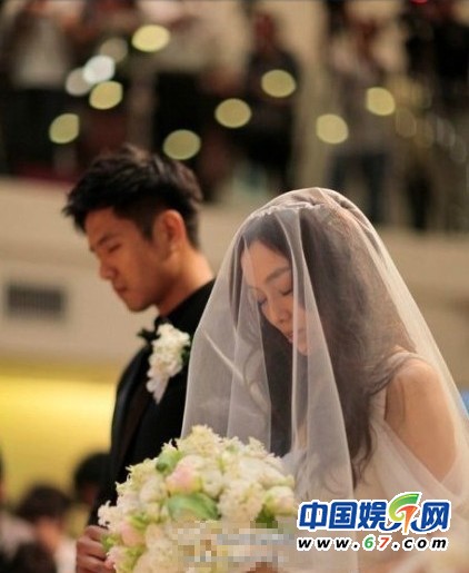 范玮琪和陈建州形婚图片