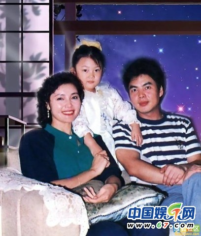唐国强儿子和女儿图片