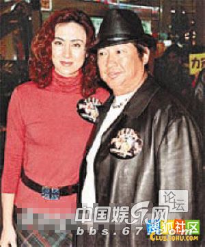 洪金宝妻子是个大美人