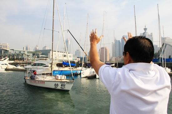 青岛独臂哥扬帆环游中国海