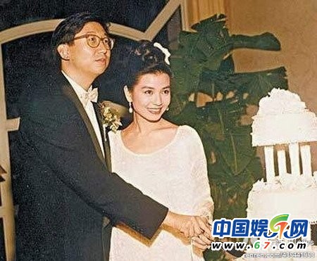 娱乐圈明星夫妻珍贵结婚照曝光