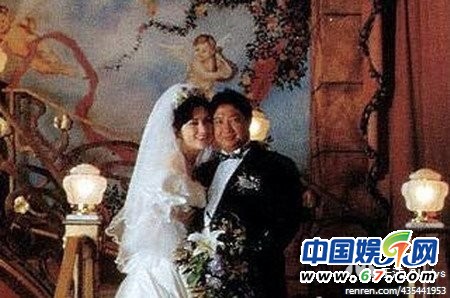 娱乐圈明星夫妻珍贵结婚照曝光