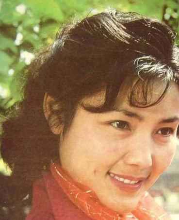 80年代校花现状 方舒离婚宋春丽为事业失去孩子