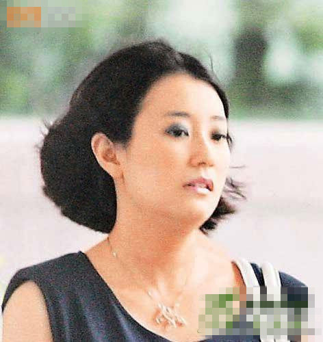 图揭娱乐圈里毫无市场的女艺人 扶都扶不上墙