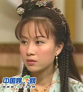 追忆TVB剧龙套美女:风情康华演遍陀枪师姐系列