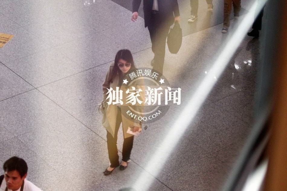 郭晶晶离京毫无“阔太”范 大婚将至霍启刚豪宅及婚礼现场曝光