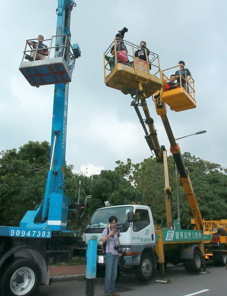 郭晶晶、霍启刚注册结婚 郭晶晶父母现身吴敏霞领衔伴娘团