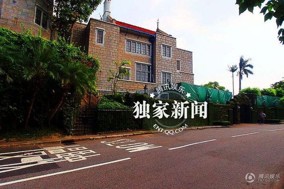 郭晶晶全家六口赴港参加婚礼 婚宴现场内部照抢先曝光