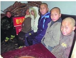 贵州毕节5名闷死男童生前曾被安置于民政局