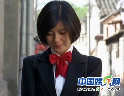 众女星制服诱惑大比拼 baby女仆装范冰冰警花李玟护士服