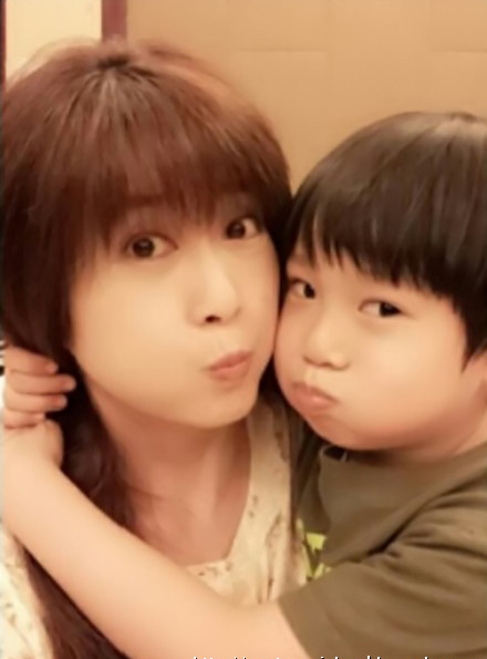 孟庭苇5岁儿子小宝弟近照曝光