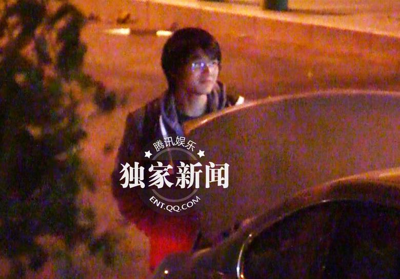 王珞丹李光洁已分手 深夜秘会韩寒泡吧被拍