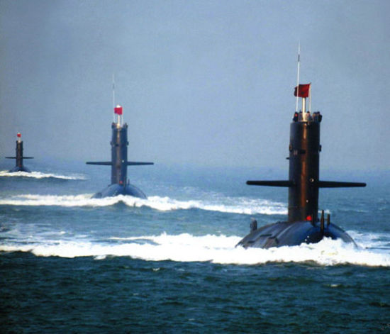 资料图：解放军潜艇部队编队出航。