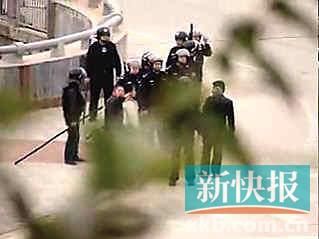 开发商与村民械斗警方观望