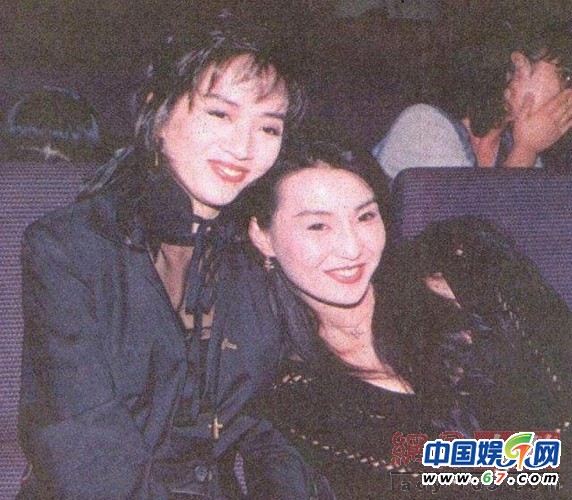 绝色女星合影比美真相