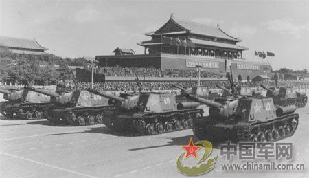 1958年国庆阅兵 民兵方队规模空前