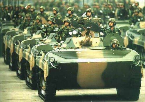1999年国庆阅兵 中国与受阅方队一起迈向新世纪