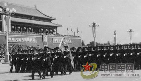 1959年国庆 逢十大阅兵盛况空前(组图)