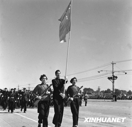 1958年国庆阅兵 民兵方队规模空前(组图)