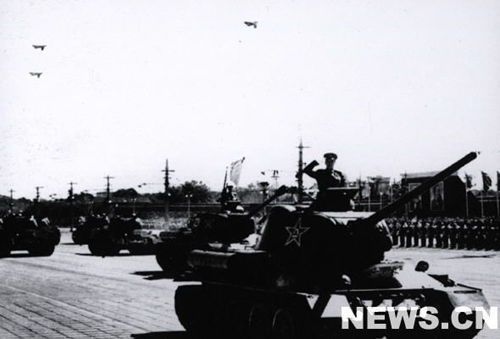 1958年国庆阅兵 民兵方队规模空前(组图)