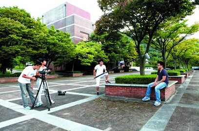 中韩大学生跨国合拍微电影 韩国礼仪或赞